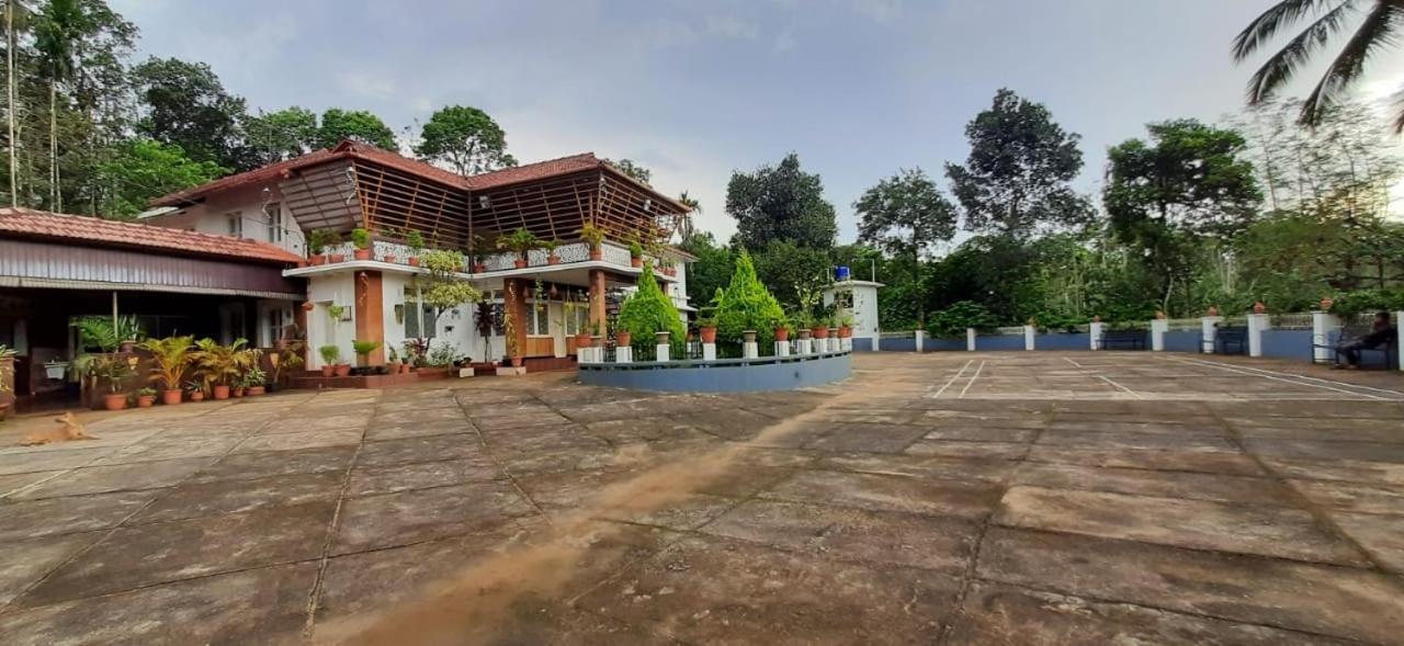 Pepper Valley Resort Kalpatta Exterior foto