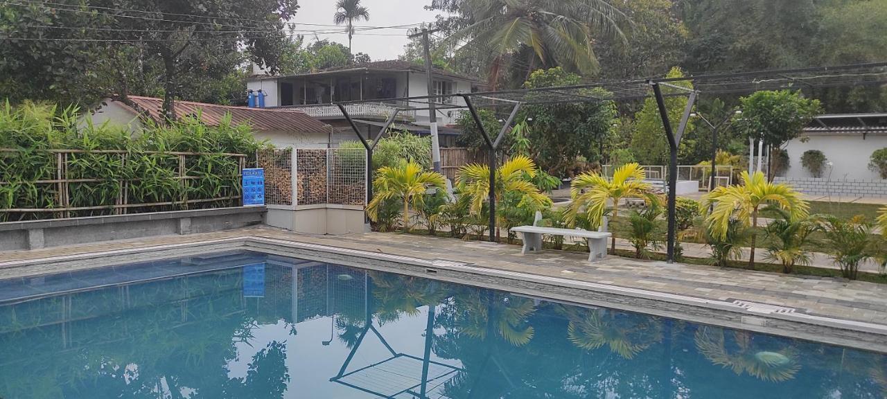 Pepper Valley Resort Kalpatta Exterior foto
