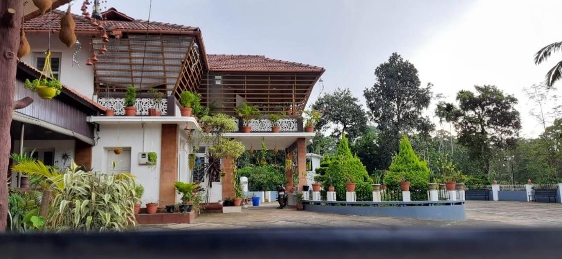 Pepper Valley Resort Kalpatta Exterior foto