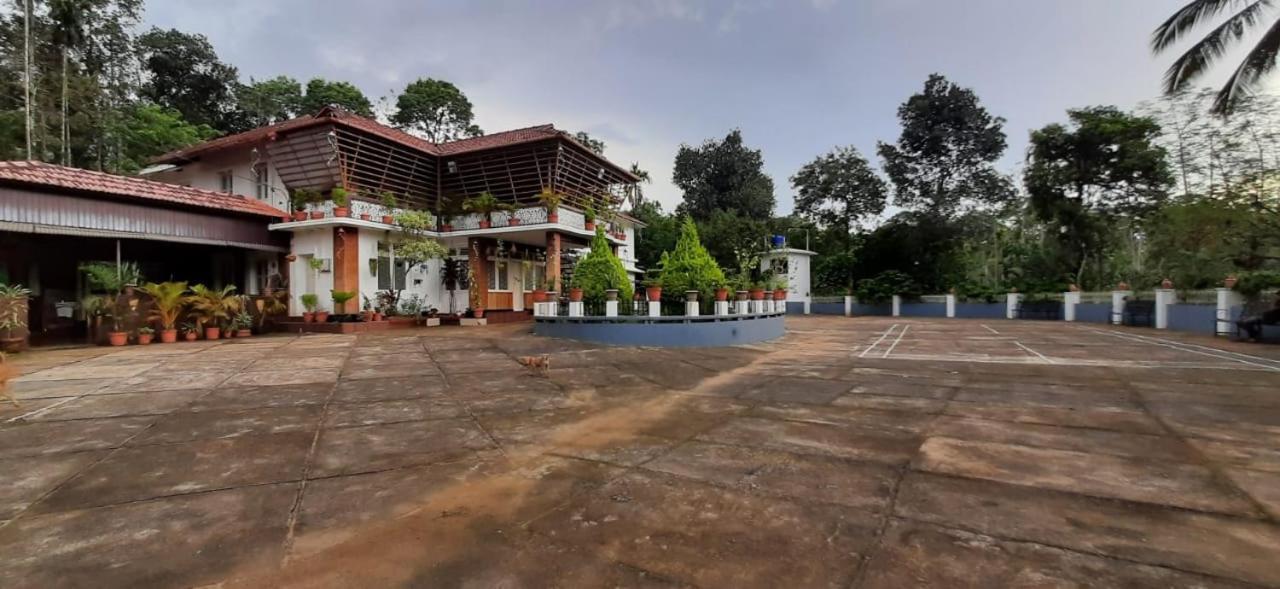 Pepper Valley Resort Kalpatta Exterior foto